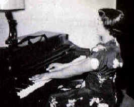 berry_martha.jpg (263333 bytes)