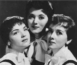bonniesisters.jpg (107389 bytes)