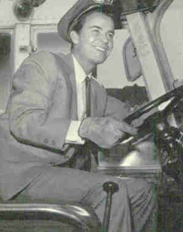 clark_caravan.jpg (23346 bytes)
