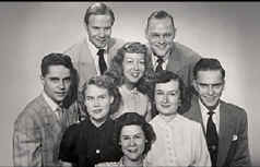 AnitaKerrSIngers.jpg (68198 bytes)