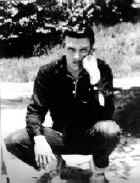 elvis_picnic.jpg (381023 bytes)