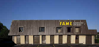 fame-studio.jpg (51650 bytes)