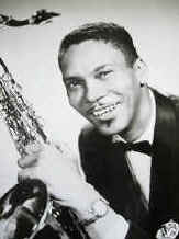 lee-allen-saxophone-player-1950s-8x10_1_3e89c9a87d43f3f33508e2c2f6265597 (1).jpg (24881 bytes)