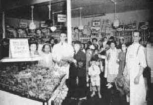 motown_grocery.jpg (159518 bytes)