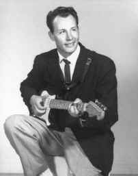 nokie_edwards.jpg (21362 bytes)