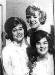 pixiesone.jpg (137688 bytes)